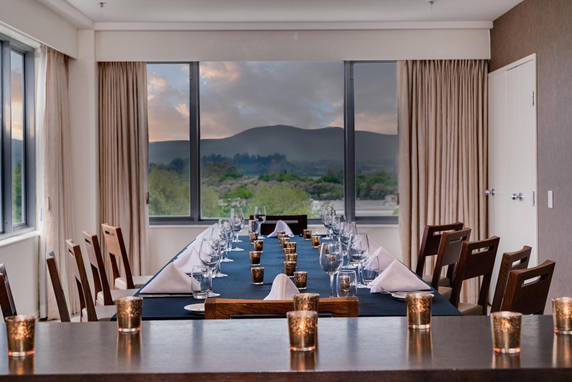 Novotel Rotorua Lakeside Eksteriør billede